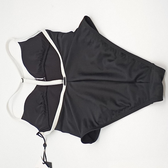 DKNY T-Back One-Piece Swimsuit Black XS - Picture 10 of 14